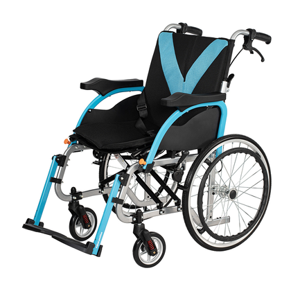 NOKA 5020 lightweight wheelchair, three-quarter view