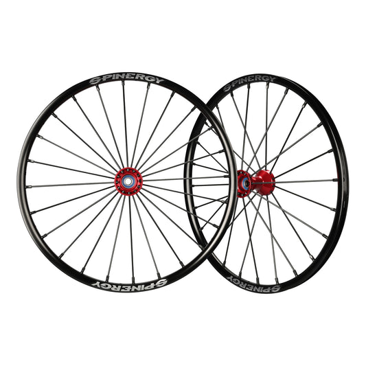 A pair of Spinergy SLX R10 wheels