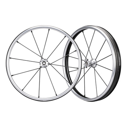 A pair of Spinergy XLX FlexRim wheels