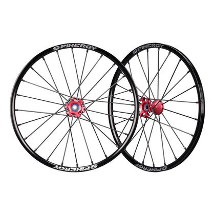 A pair of Spinergy XSLX R10 wheels