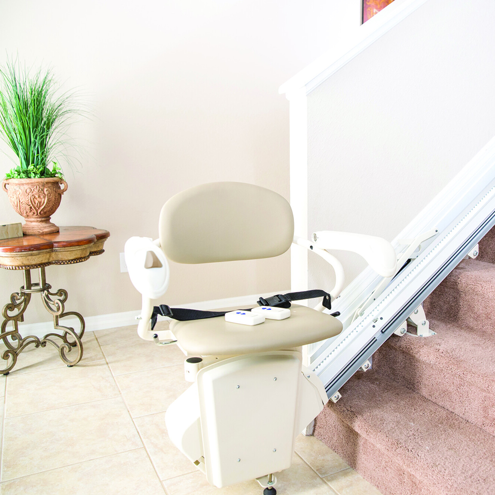 Harmar Pinnacle Stair Lift SpaceSaving, Smooth Operation